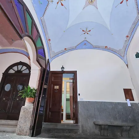 La Casa Dell'archeologo Bed and breakfast 3*